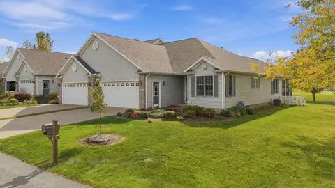 3802 Hazard Ct, Erie, PA 16510