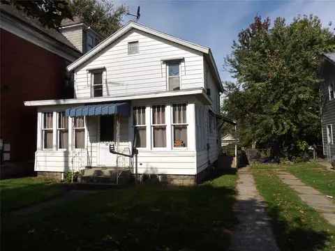 740 E 12th St, Erie, PA 16503