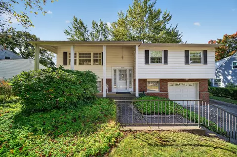 5320 Gardner Dr, Erie, PA 16509