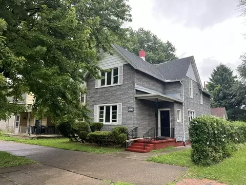 551 E 10th St, Erie, PA 16503