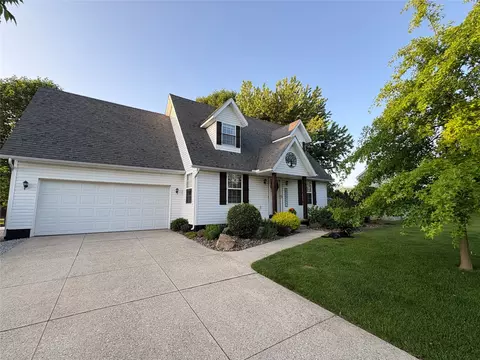 3030 Valley View Cir, Erie, PA 16509