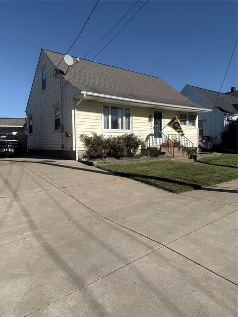 2419 Taggert St, Erie, PA 16510