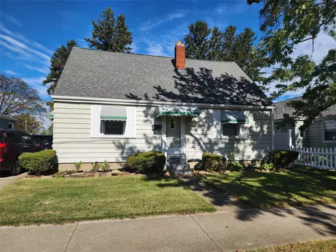 452 E 38th St, Erie, PA 16504