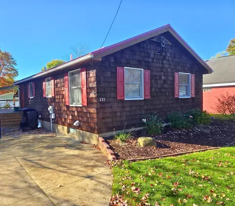 231 Walnut St, Edinboro, PA 16412