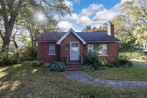 2547 W 2547 12 W 10th St, Erie, PA 16505
