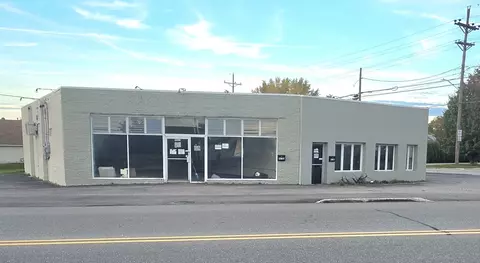 4025 Pine Ave, Erie, PA 16504
