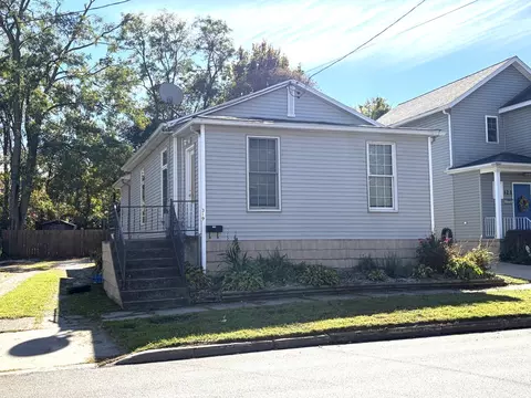 319 W 2nd St, Erie, PA 16507