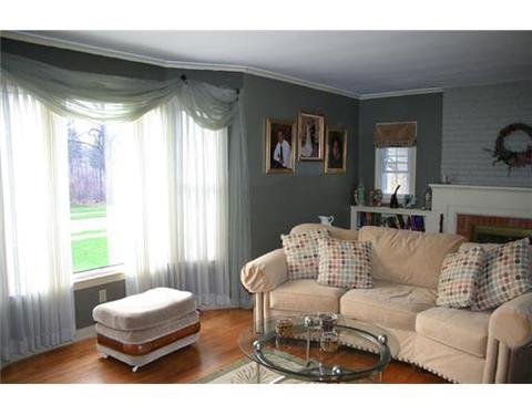 650 Wright St, Corry, PA 16407 photo 5