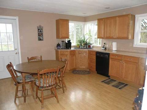 32701 Teepleville Rd, Centerville, PA 16404 photo 4