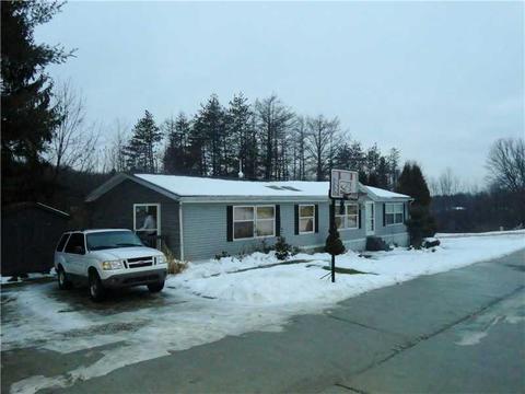 502 Moose, Summit, PA 16509 photo 2