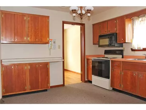 130 E Irving St, Corry, PA 16407 photo 7