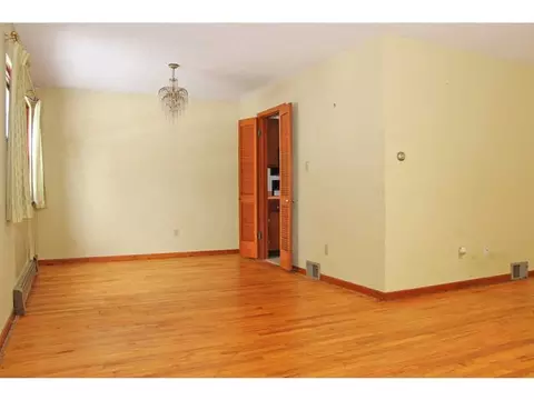130 E Irving St, Corry, PA 16407 photo 4