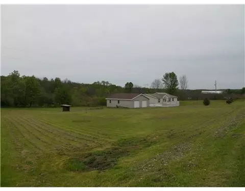 17225 Sciota Rd, Wayne, PA 16407 photo 2