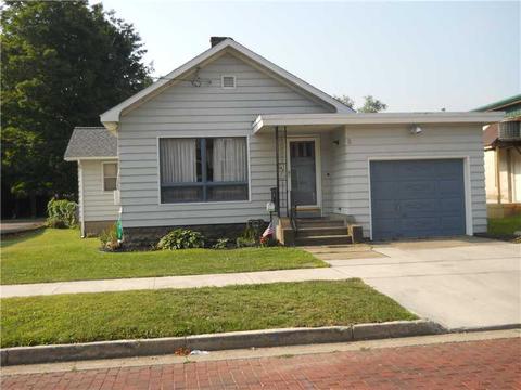 16 E Frederick St, Corry, PA 16407 photo 2