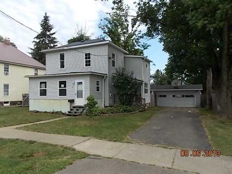 321 E Pleasant St, Corry, PA 16407 photo 1