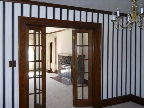 101 E Smith St, Corry, PA 16407 photo 9