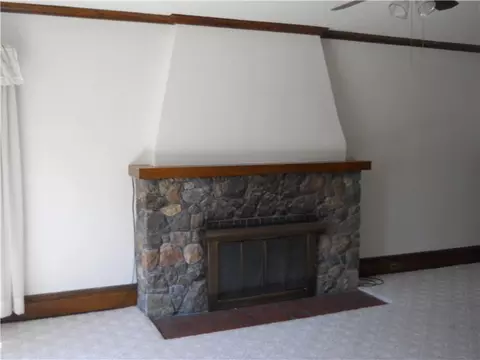 101 E Smith St, Corry, PA 16407 photo 6