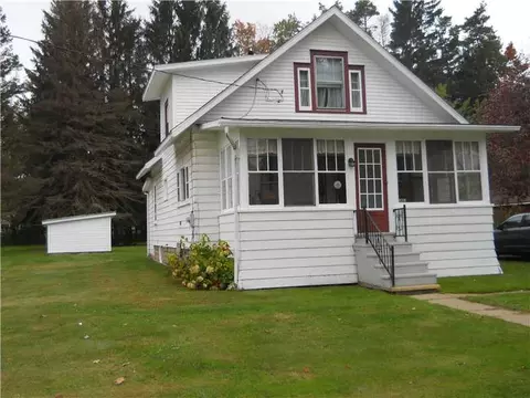 828 E Main St, Corry, PA 16407 photo 1