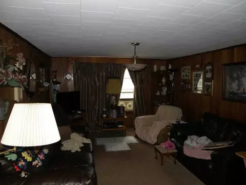 109 E Smith St, Corry, PA 16407 photo 7