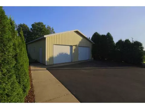 8911 Hamot Rd, Summit, PA 16441 photo 13