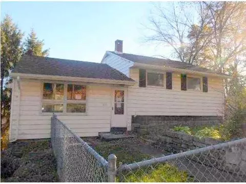 709 W 5th St, Warren, PA 16365 photo 1