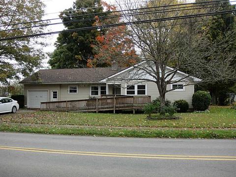 920 E Main St, Corry, PA 16407 photo 2