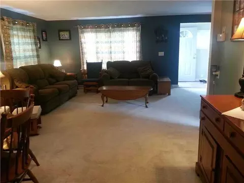 352 E Pleasant St, Corry, PA 16407 photo 4