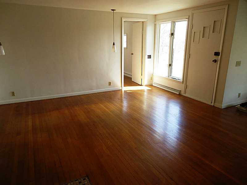  2501 Kilpatrick Ave, Erie, PA 16503 photo 8