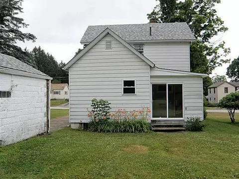 136 E Irving St, Corry, PA 16407 photo 17