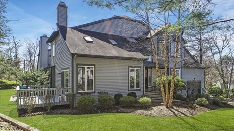 8 Cooper Rd, Mendham, NJ 07945 photo 2