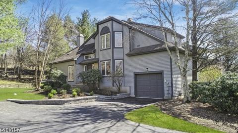 8 Cooper Rd, Mendham, NJ 07945 photo 1