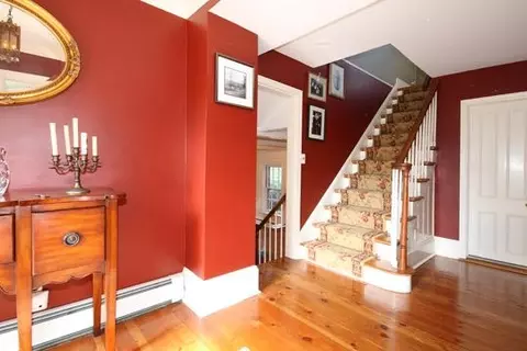 206 Howland Ave, Paramus, NJ 07652 photo 5