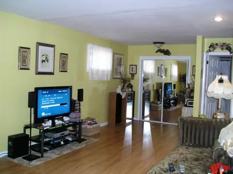 2 Dey Pl, Edison, NJ 08817 photo 2