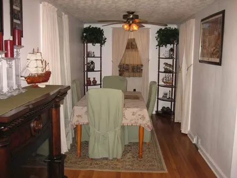 674 Crescent Dr, Bound Brook, NJ 08805 photo 3
