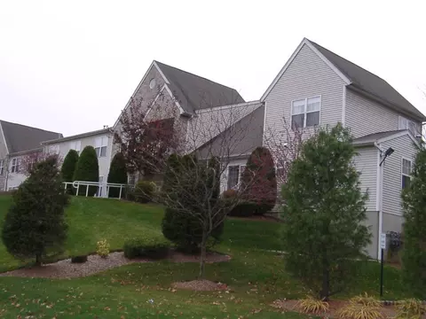 41 Parkside Ct, Wayne, NJ 07470 photo 1