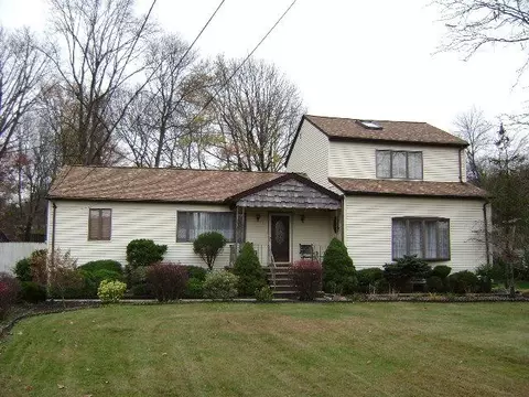 751 New Dover Rd, Edison, NJ 08820 photo 1