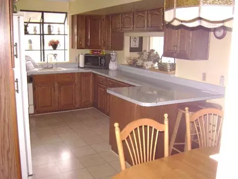 751 New Dover Rd, Edison, NJ 08820 photo 3