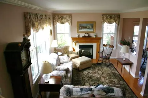 1 Hickory Ct, Clinton, NJ 08809 photo 3