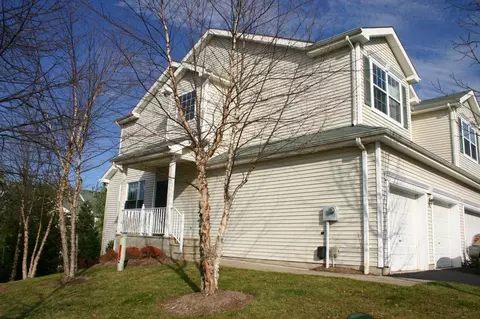1 Hickory Ct, Clinton, NJ 08809 photo 1