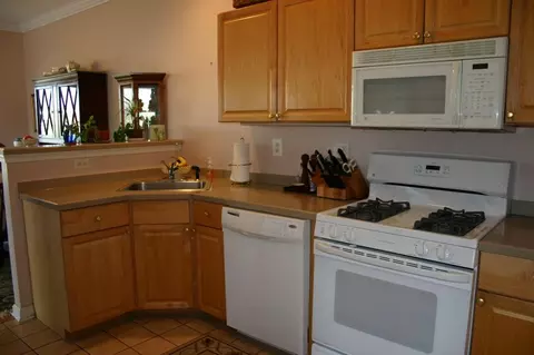 1 Hickory Ct, Clinton, NJ 08809 photo 4