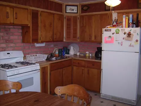 4 Lynn Ct, Edison, NJ 08817 photo 3