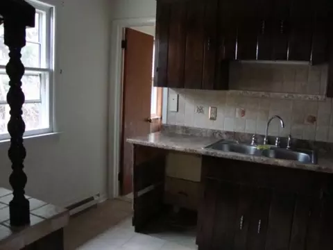 110 4th St, Hackettstown, NJ 07840 photo 8