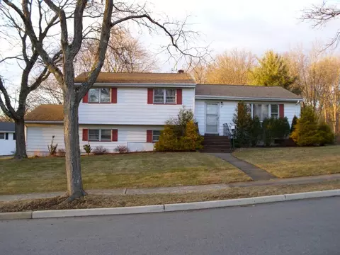 5 Robin Rd, Wayne, NJ 07470 photo 1