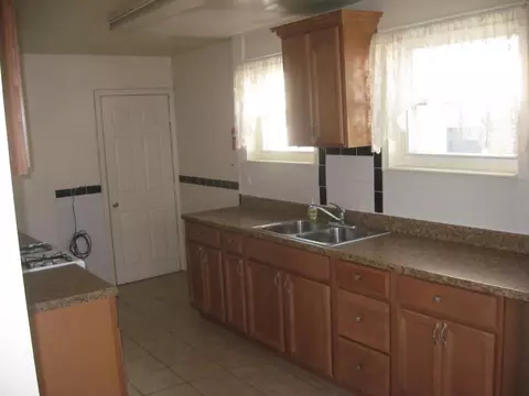 6 Ackerman St, Nutley, NJ 07110 photo 2
