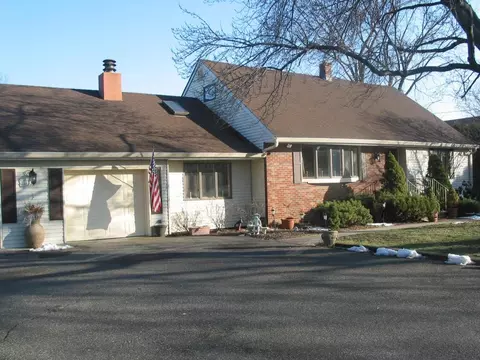 806 Valley Rd, Wayne, NJ 07470 photo 1