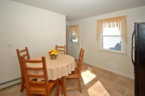336 Howard Ave, Middlesex, NJ 08846 photo 5
