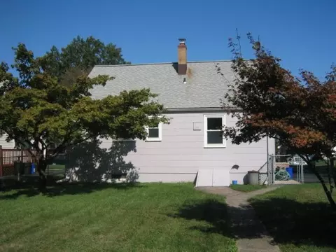 336 Howard Ave, Middlesex, NJ 08846 photo 2