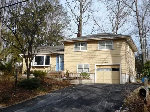 243 Beech Ter, Wayne, NJ 07470 photo 1