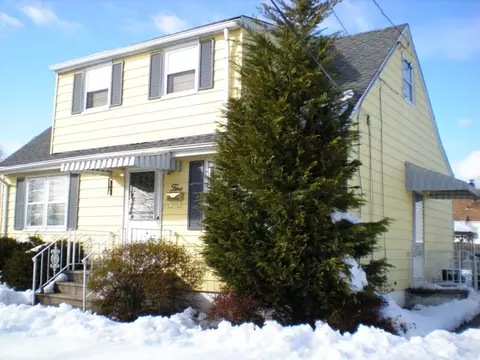 5 Pelham Ave, Edison, NJ 08817 photo 1