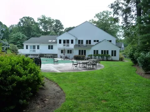 2 Wendover Rd, Edison, NJ 08820 photo 25